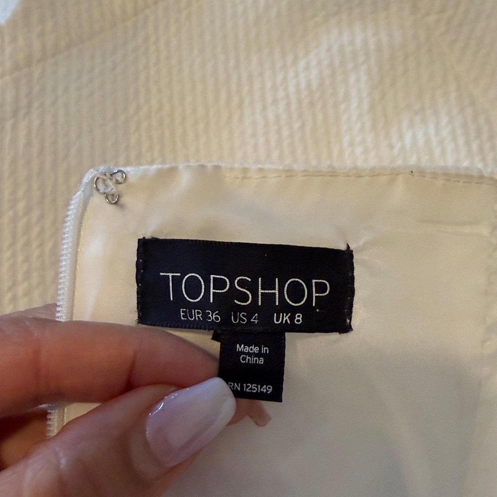 Top Shop Size 4 off white Cream Skirt Layered Lined Scalloped Hem Skirt - Picture 6 of 6